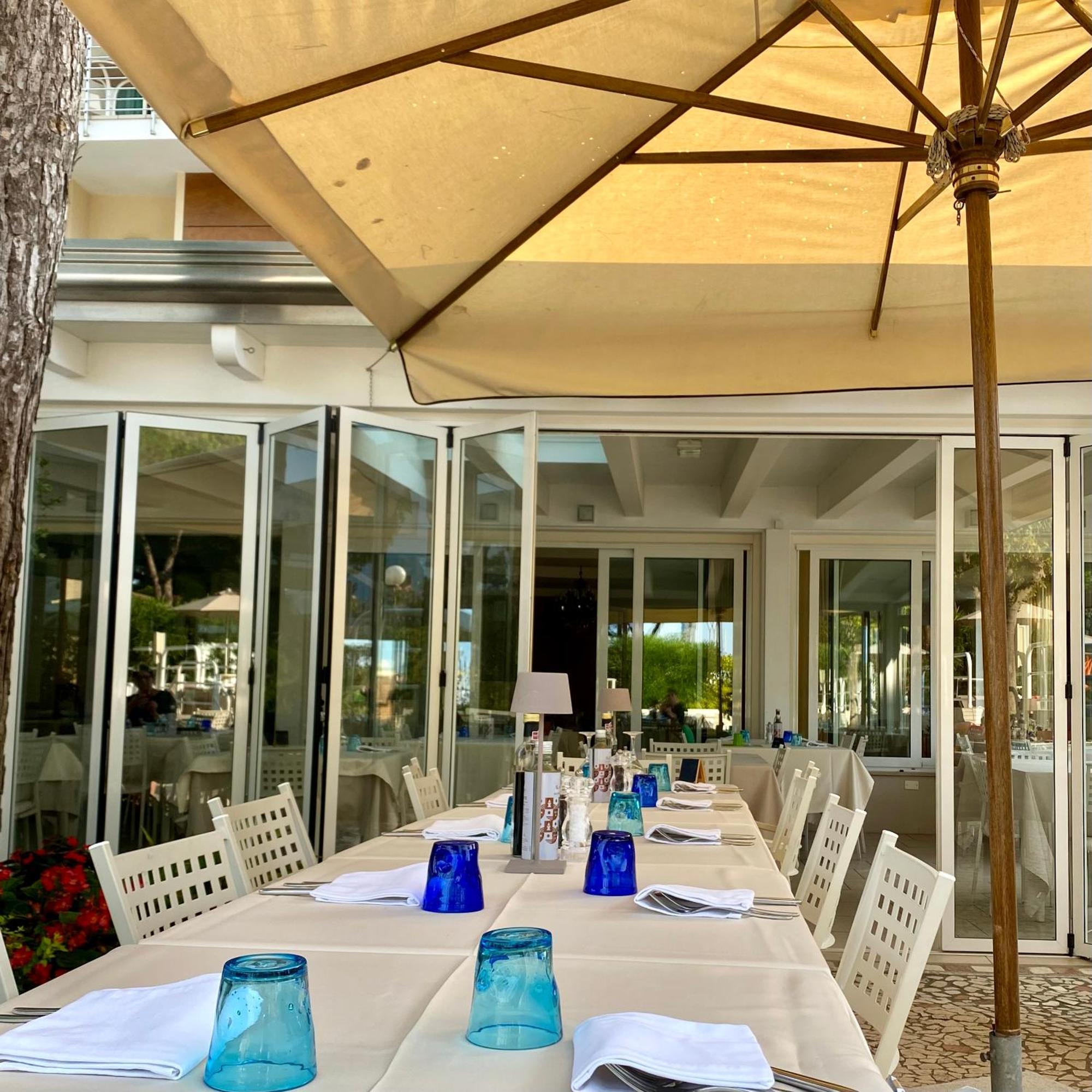 Hotel Franca Milano Marittima Exterior photo