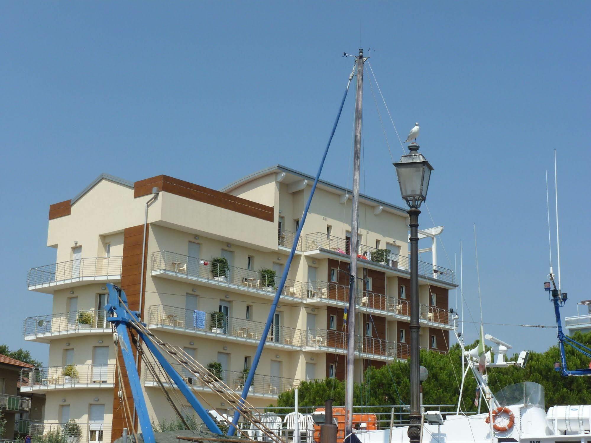 Hotel Franca Milano Marittima Exterior photo
