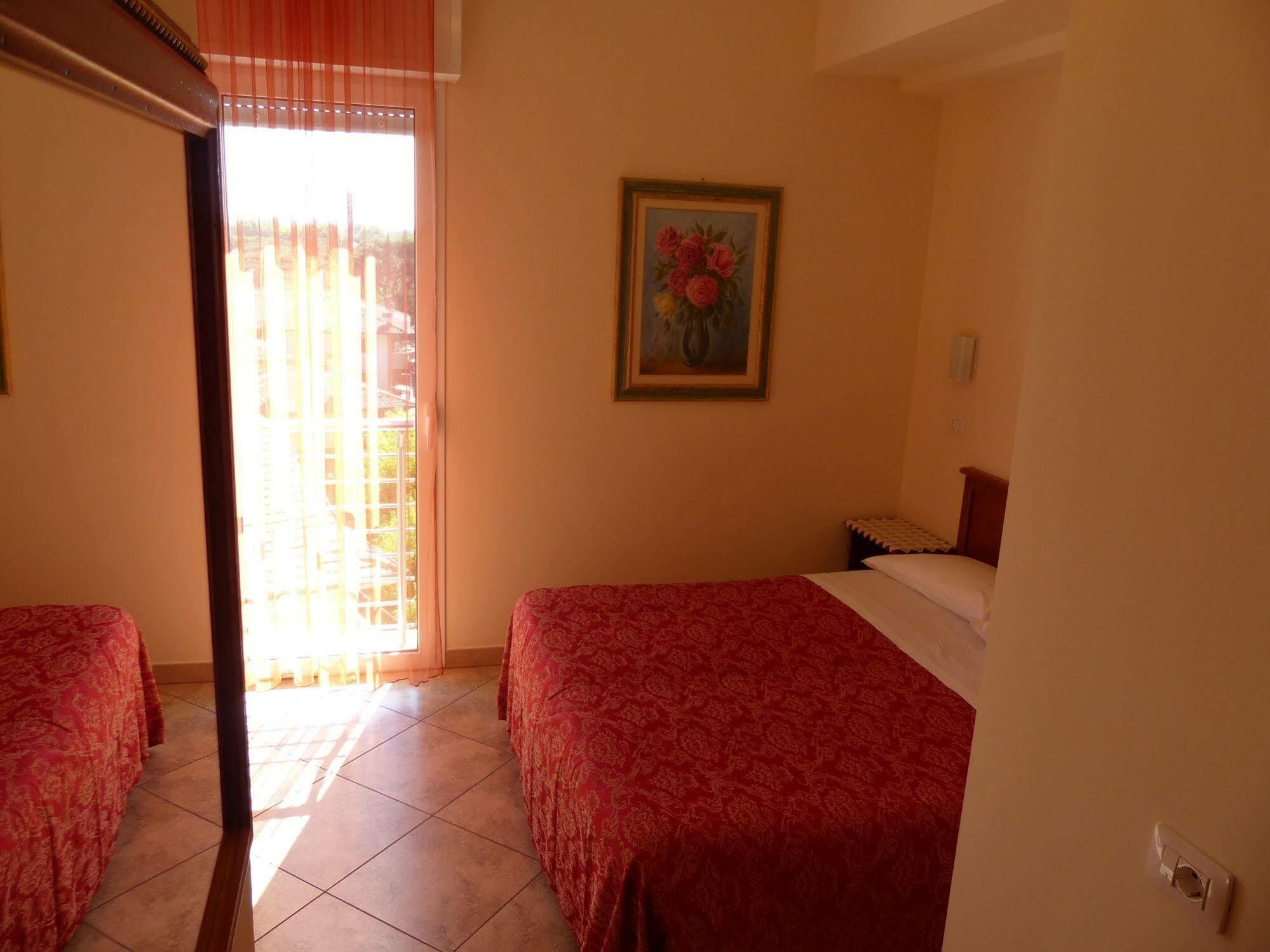 Hotel Franca Milano Marittima Exterior photo